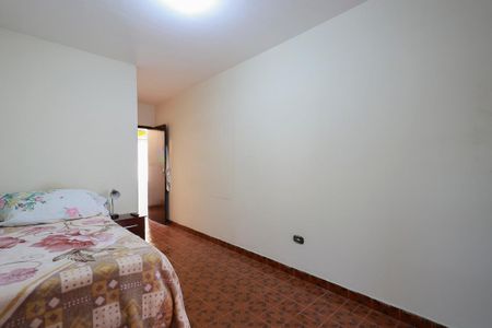 Casa à venda com 256m², 6 quartos e 3 vagasSuíte 2