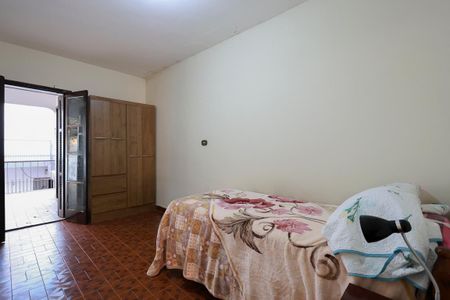 Casa à venda com 256m², 6 quartos e 3 vagasSuíte 2