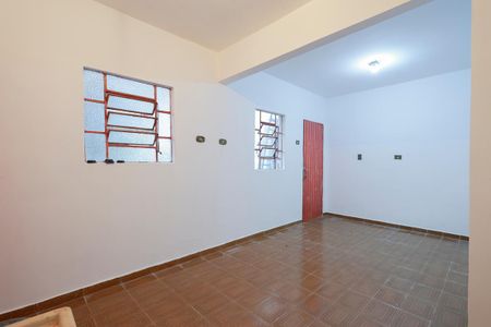 Casa à venda com 256m², 6 quartos e 3 vagasEdícula - Cozinha