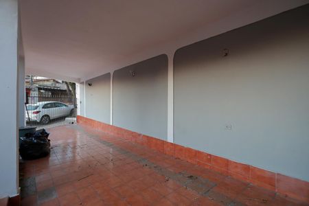 Casa à venda com 256m², 6 quartos e 3 vagasGaragem