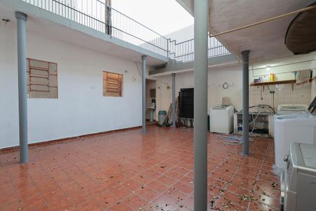 Casa à venda com 256m², 6 quartos e 3 vagasQuintal