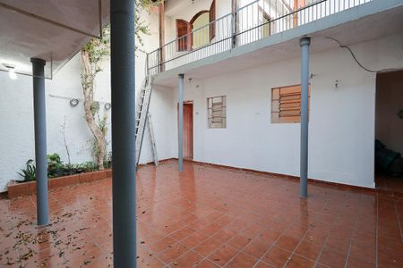 Casa à venda com 256m², 6 quartos e 3 vagasQuintal