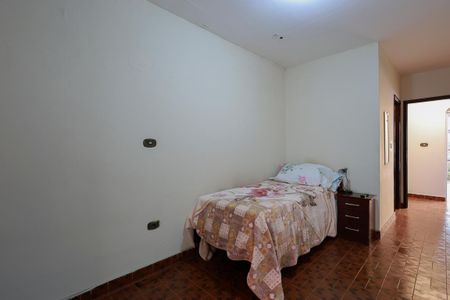 Casa à venda com 256m², 6 quartos e 3 vagasSuíte 2