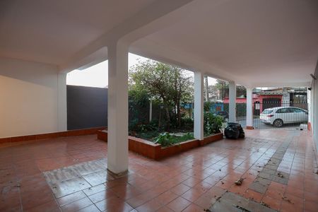 Casa à venda com 256m², 6 quartos e 3 vagasGaragem