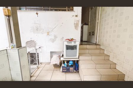 Casa à venda com 200m², 4 quartos e 3 vagas Casa à venda com 200m², 4 quartos e 3 vagasÁrea de Serviço