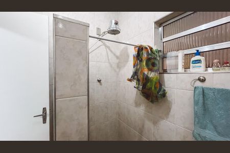 Casa à venda com 200m², 4 quartos e 3 vagas Casa à venda com 200m², 4 quartos e 3 vagasBanheiro