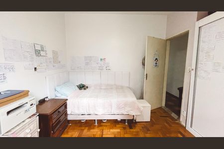 Casa à venda com 200m², 4 quartos e 3 vagas Casa à venda com 200m², 4 quartos e 3 vagasQuarto 1