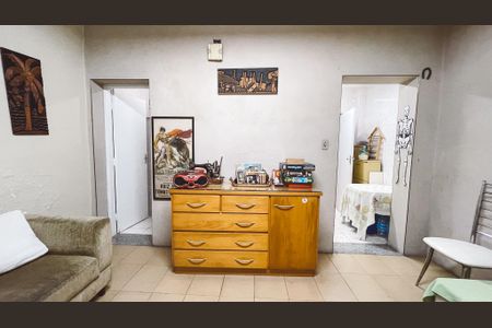 Casa à venda com 200m², 4 quartos e 3 vagas Casa à venda com 200m², 4 quartos e 3 vagasSala 1