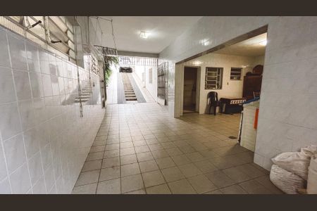 Casa à venda com 200m², 4 quartos e 3 vagas Casa à venda com 200m², 4 quartos e 3 vagasGaragem