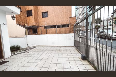 Casa à venda com 200m², 4 quartos e 3 vagas Casa à venda com 200m², 4 quartos e 3 vagasGaragem