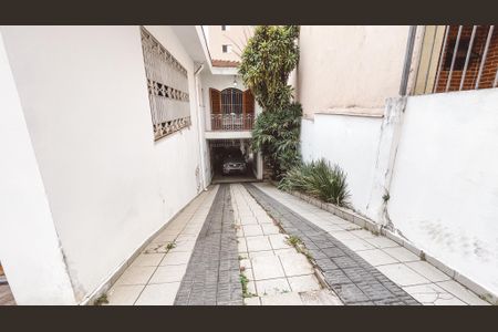 Casa à venda com 200m², 4 quartos e 3 vagas Casa à venda com 200m², 4 quartos e 3 vagasGaragem