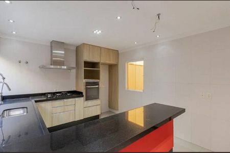 Casa à venda com 200m², 3 quartos e 4 vagasCozinha