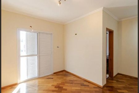 Casa à venda com 200m², 3 quartos e 4 vagasQuarto