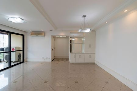 Apartamento à venda com 160m², 3 quartos e 4 vagas Apartamento à venda com 160m², 3 quartos e 4 vagasSala