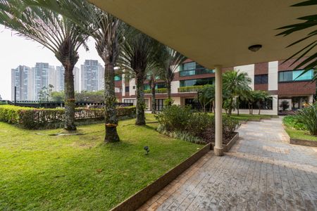 Apartamento à venda com 160m², 3 quartos e 4 vagas Apartamento à venda com 160m², 3 quartos e 4 vagasÁrea comum