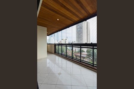 Apartamento à venda com 160m², 3 quartos e 4 vagas Apartamento à venda com 160m², 3 quartos e 4 vagasvaranda