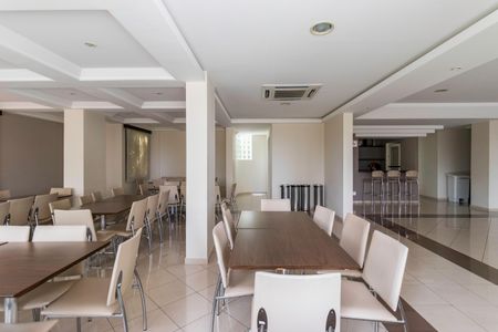 Apartamento à venda com 160m², 3 quartos e 4 vagas Apartamento à venda com 160m², 3 quartos e 4 vagasÁrea comum