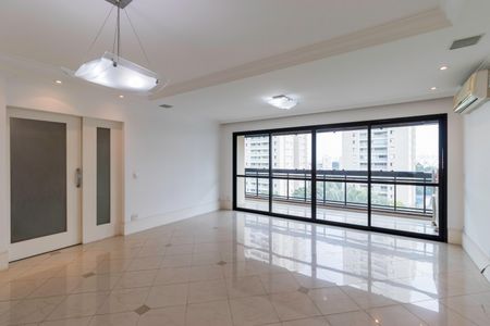 Apartamento à venda com 160m², 3 quartos e 4 vagas Apartamento à venda com 160m², 3 quartos e 4 vagasSala