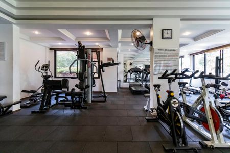 Apartamento à venda com 160m², 3 quartos e 4 vagas Apartamento à venda com 160m², 3 quartos e 4 vagasÁrea comum