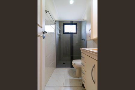 Apartamento à venda com 160m², 3 quartos e 4 vagas Apartamento à venda com 160m², 3 quartos e 4 vagasBanheiro