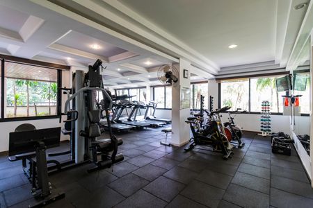 Apartamento à venda com 160m², 3 quartos e 4 vagas Apartamento à venda com 160m², 3 quartos e 4 vagasÁrea comum