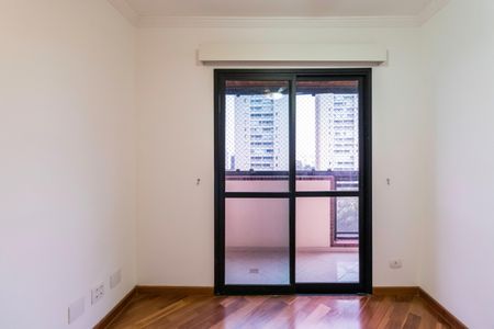 Apartamento à venda com 160m², 3 quartos e 4 vagas Apartamento à venda com 160m², 3 quartos e 4 vagasQuarto