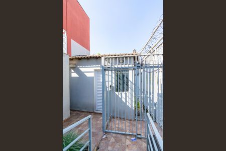 Casa de condomínio à venda com 75m², 2 quartos e 2 vagasEntrada