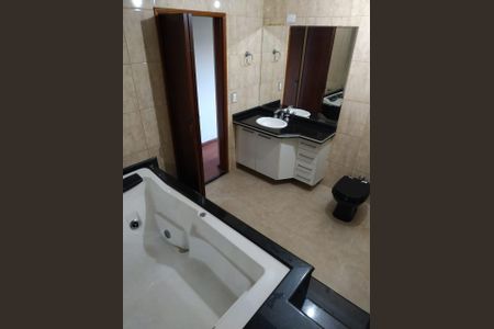 Casa à venda com 3 quartos, 380m² em Parque Sao Vicente, Santo André