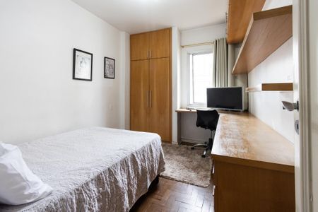 Apartamento à venda com 144m², 4 quartos e 2 vagas Apartamento à venda com 144m², 4 quartos e 2 vagasQuarto 3