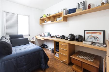 Apartamento à venda com 144m², 4 quartos e 2 vagas Apartamento à venda com 144m², 4 quartos e 2 vagasQuarto 2