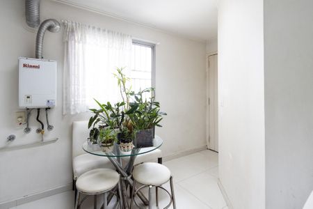 Apartamento à venda com 144m², 4 quartos e 2 vagas Apartamento à venda com 144m², 4 quartos e 2 vagasÁrea de Serviço