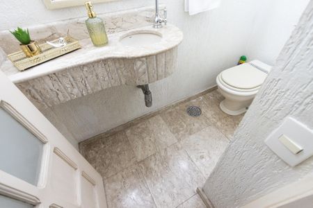 Apartamento à venda com 144m², 4 quartos e 2 vagas Apartamento à venda com 144m², 4 quartos e 2 vagasLavabo