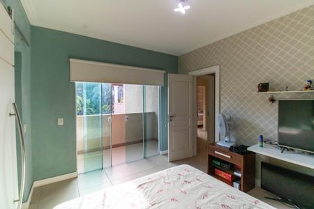 Casa de condomínio à venda com 400m², 5 quartos e 6 vagasSuíte 1