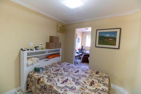 Casa de condomínio à venda com 400m², 5 quartos e 6 vagasSuíte 2