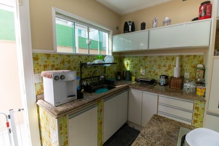 Casa de condomínio à venda com 400m², 5 quartos e 6 vagasCozinha