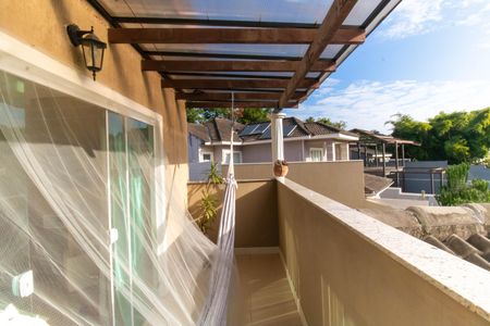 Casa de condomínio à venda com 400m², 5 quartos e 6 vagasVaranda da Suíte 3