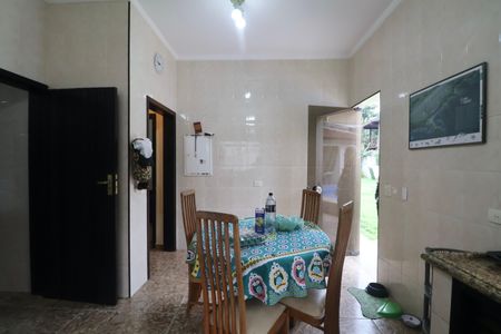 Casa para alugar com 840m², 4 quartos e 10 vagasCozinha
