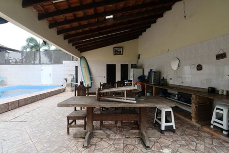 Casa para alugar com 840m², 4 quartos e 10 vagasQuintal - Churrasqueira