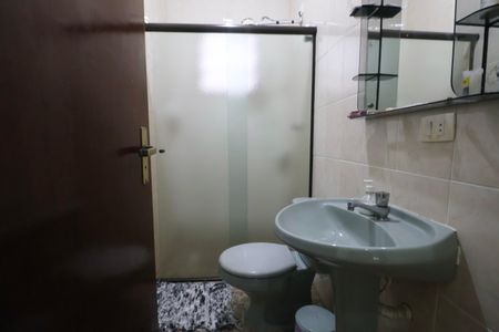 Casa para alugar com 840m², 4 quartos e 10 vagasBanheiro Social