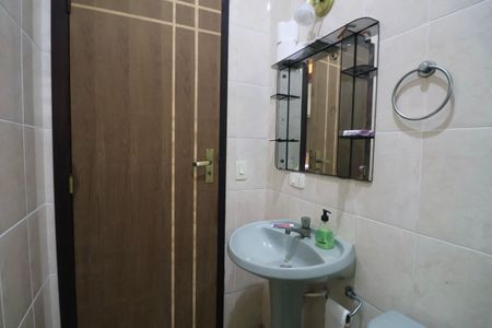 Casa para alugar com 840m², 4 quartos e 10 vagasBanheiro Social 2