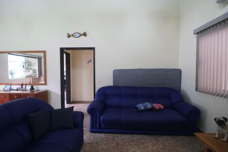 Casa para alugar com 840m², 4 quartos e 10 vagasSala