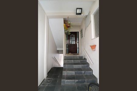 Casa à venda com 100m², 2 quartos e 1 vagaÁrea externa