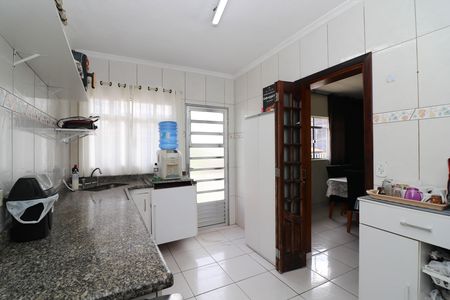 Casa à venda com 100m², 2 quartos e 1 vagaCozinha