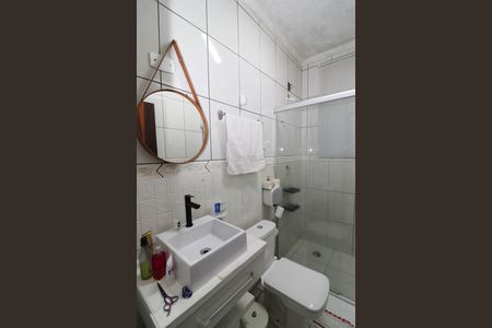 Casa à venda com 100m², 2 quartos e 1 vagaBanheiro 2
