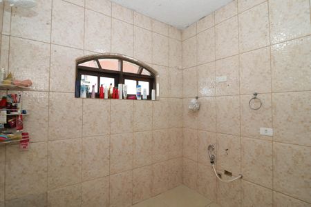 Casa à venda com 100m², 2 quartos e 1 vagaBanheiro 1