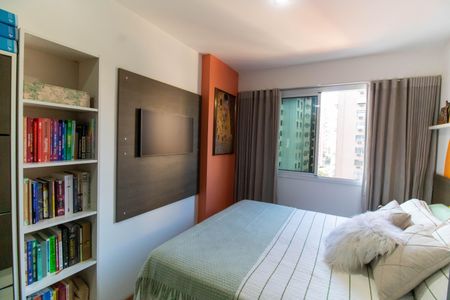 Apartamento à venda com 74m², 2 quartos e 1 vaga Apartamento à venda com 74m², 2 quartos e 1 vagaSuíte