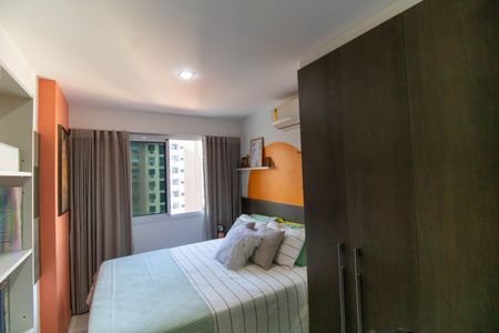 Apartamento à venda com 74m², 2 quartos e 1 vaga Apartamento à venda com 74m², 2 quartos e 1 vagaSuíte