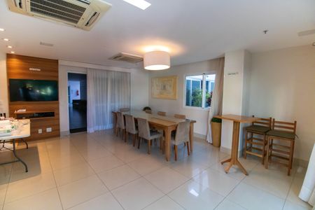 Apartamento à venda com 74m², 2 quartos e 1 vaga Apartamento à venda com 74m², 2 quartos e 1 vagaÁrea comum