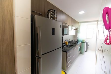 Apartamento à venda com 74m², 2 quartos e 1 vaga Apartamento à venda com 74m², 2 quartos e 1 vagaCozinha e Área de Serviço