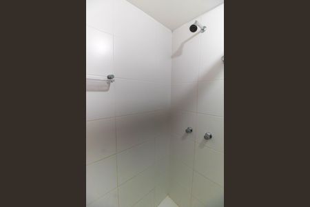 Apartamento à venda com 74m², 2 quartos e 1 vaga Apartamento à venda com 74m², 2 quartos e 1 vagaBanheiro da Suíte